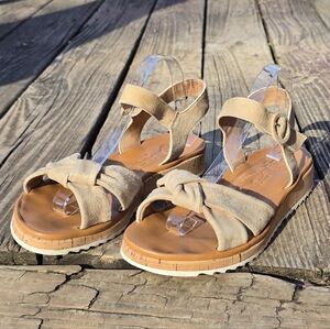 Paul Green, Trento Sandals, Champagne Suede, Adjustable Velcro Straps, Sz 9 UK